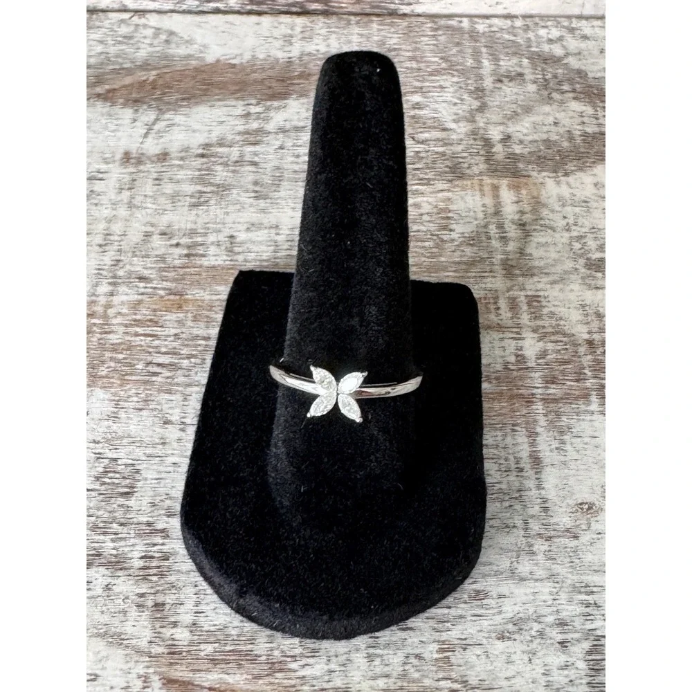 Butterfly Moissanite Ring Size 7 – 0.33 Carat Dainty Sparkle‎ 💍✨